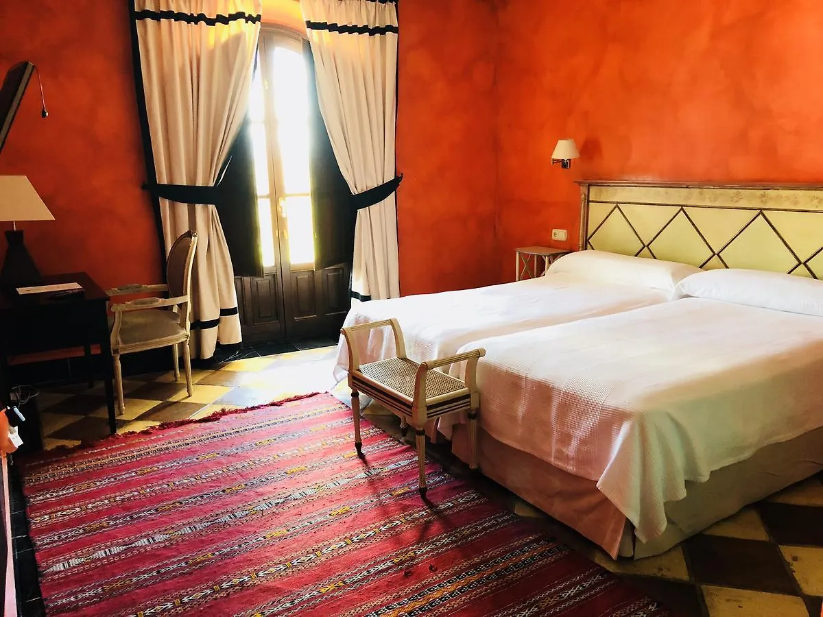 Hotel Casa Henrietta Jimena De La Frontera 2*,